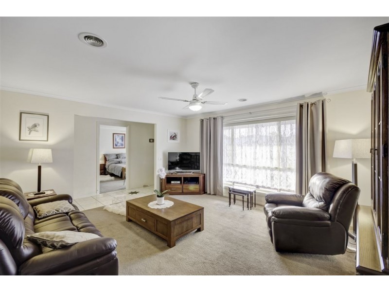 30 Bayfield Court, Newcomb VIC 3219