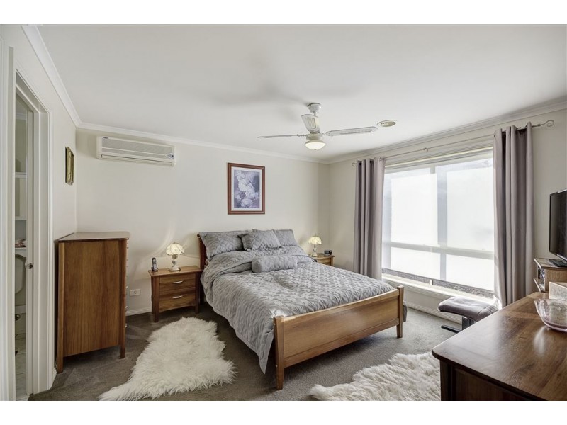 30 Bayfield Court, Newcomb VIC 3219