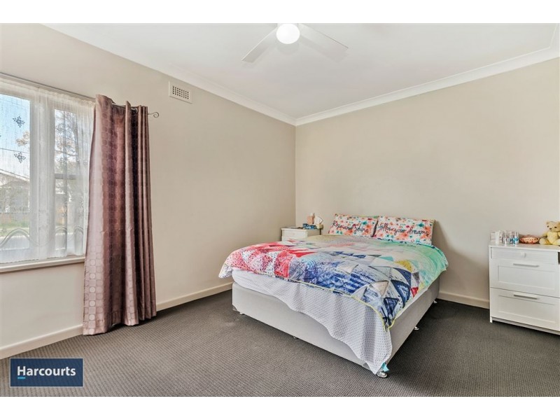 11 Charlotte Avenue, Newcomb VIC 3219