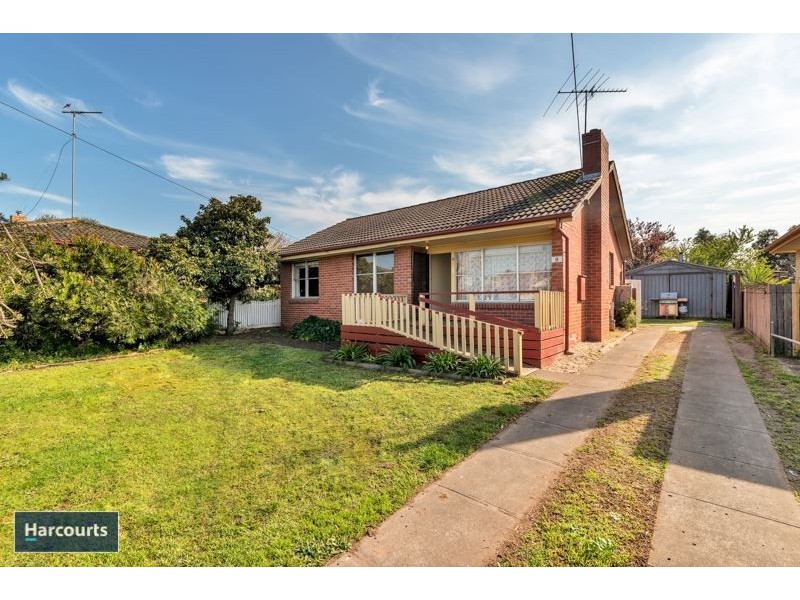 9 Winstanley Road, East Geelong VIC 3219