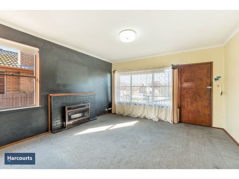 9 Winstanley Road, East Geelong VIC 3219