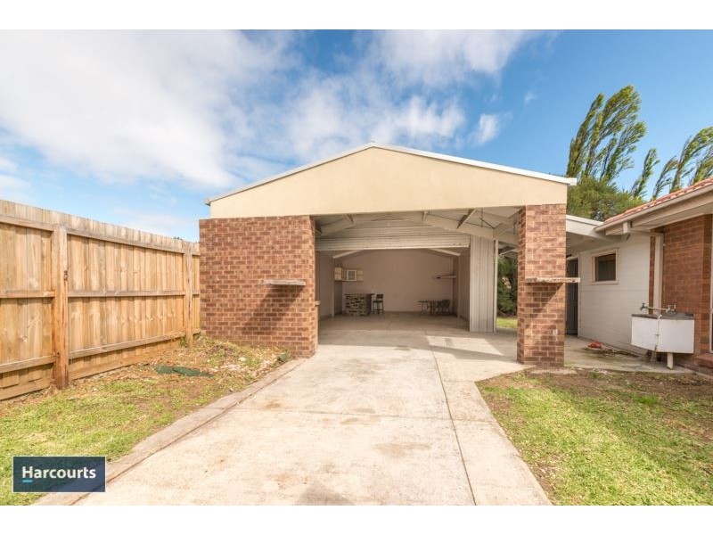 3 Galaxy Court, Whittington VIC 3219