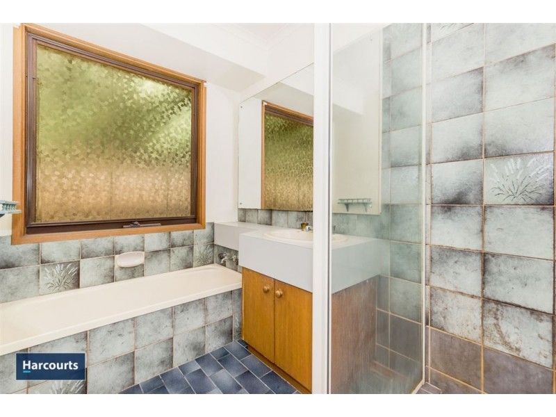 112 Solar Drive, Whittington VIC 3219