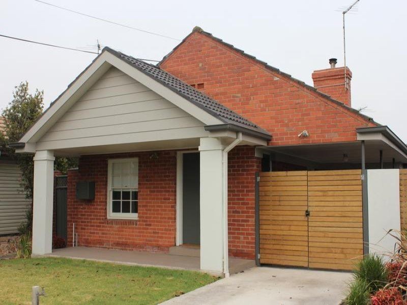 1/70 Wilsons Road, Newcomb VIC 3219