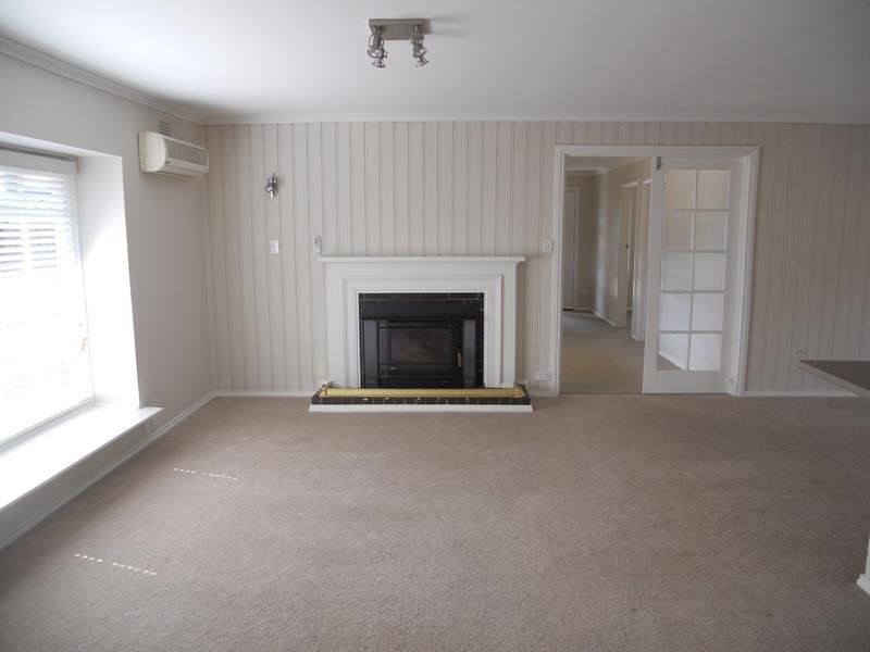 1/70 Wilsons Road, Newcomb VIC 3219