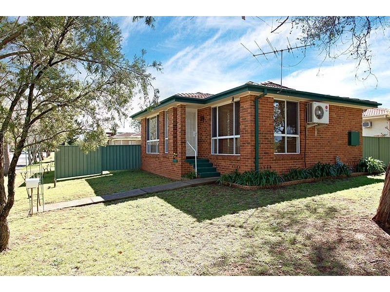 4 William Cox Drive, Richmond NSW 2753