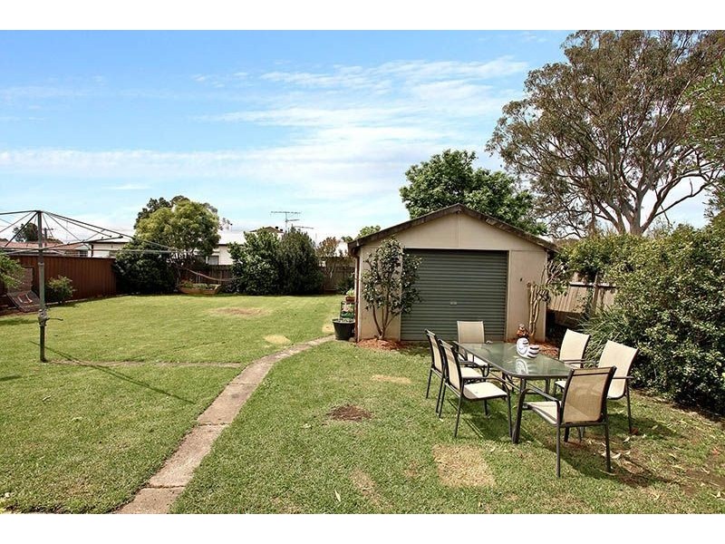 19 Garfield Street, Mcgraths Hill NSW 2756