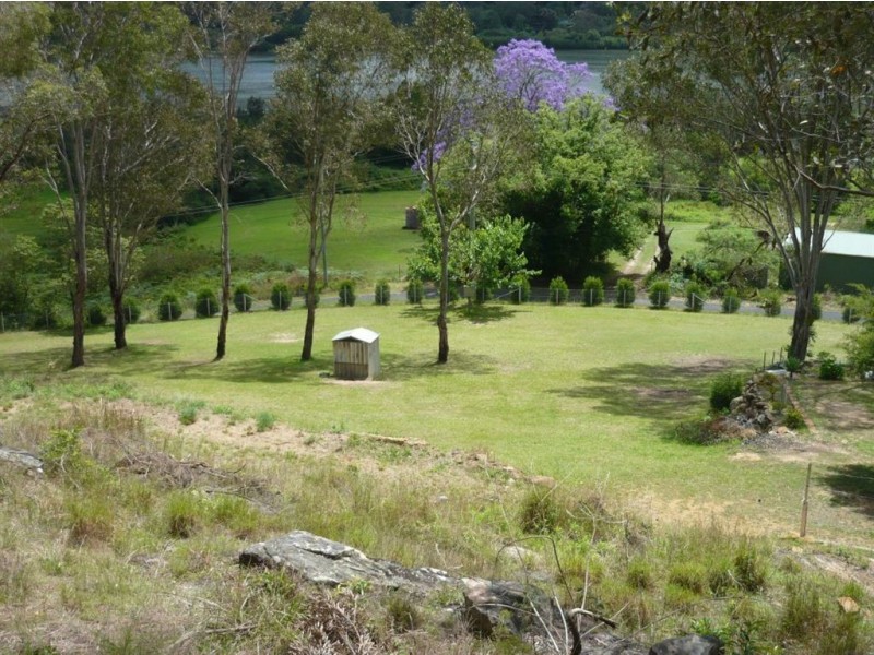 460 Singleton Road, Laughtondale NSW 2775