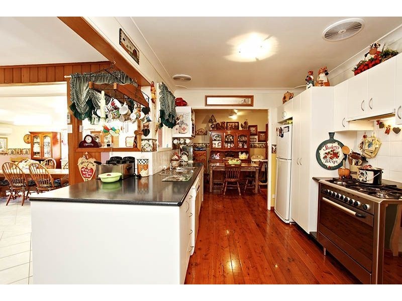 8 Woods Road, South Windsor NSW 2756