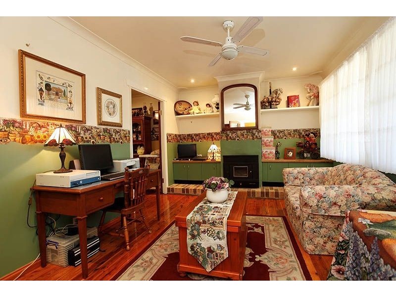 8 Woods Road, South Windsor NSW 2756