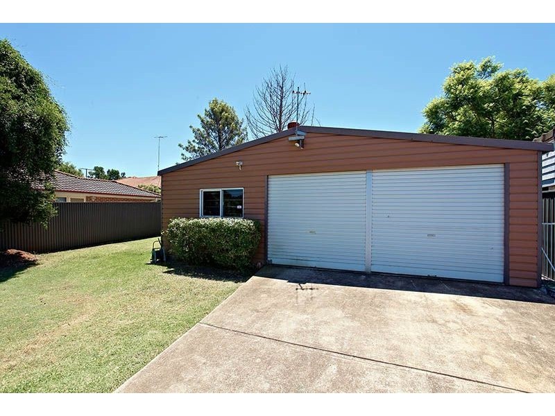 8 Woods Road, South Windsor NSW 2756