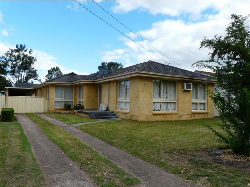 16 Hughes Avenue, Richmond NSW 2753