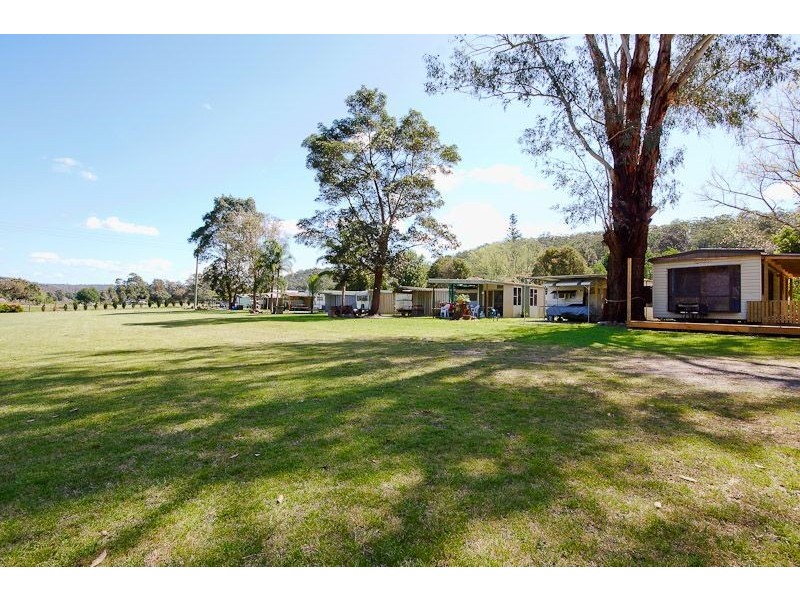 24 Ski Lodge Road, Cumberland Reach NSW 2756