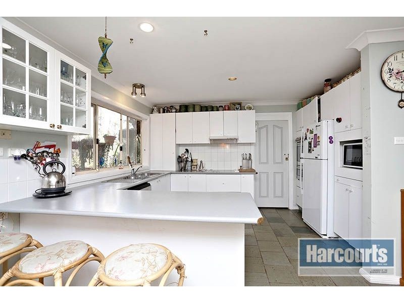 17 Waratah Street, Bowen Mountain NSW 2753