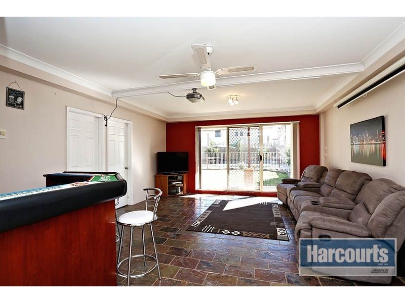 18 Erina Place, South Windsor NSW 2756