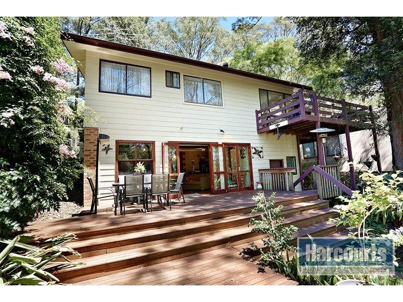 12 Currawong Crescent, Bowen Mountain NSW 2753