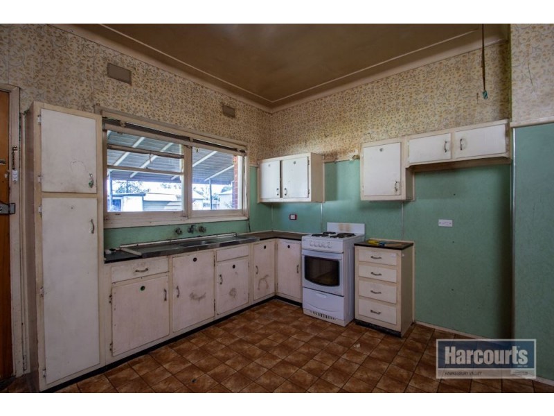 8 Conrad Street, Richmond NSW 2753