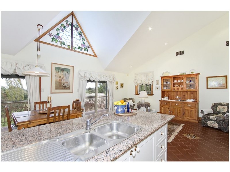 16 Manns Road, Wilberforce NSW 2756