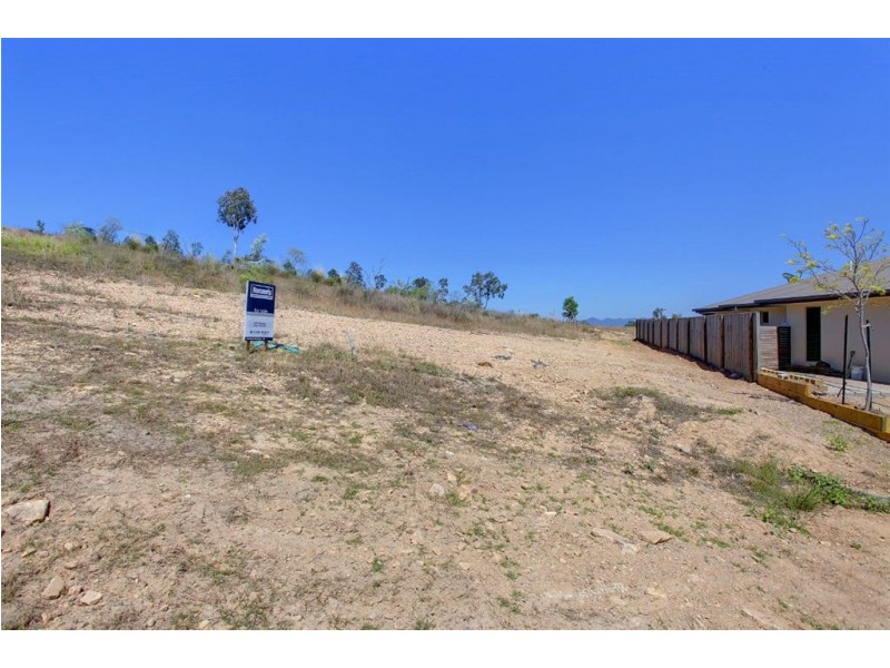 16 Harrier Court, Bushland Beach QLD 4818