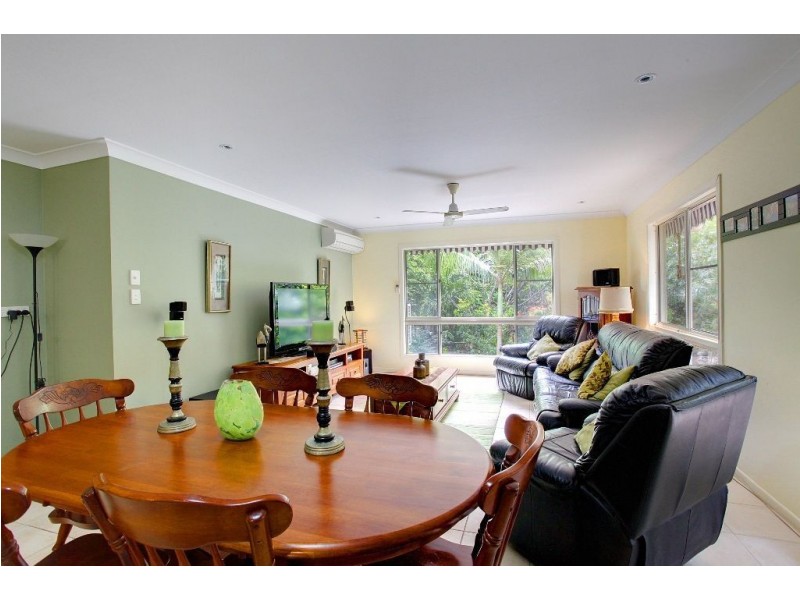 7 Almond Court, Bushland Beach QLD 4818