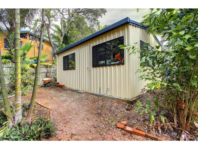 7 Almond Court, Bushland Beach QLD 4818