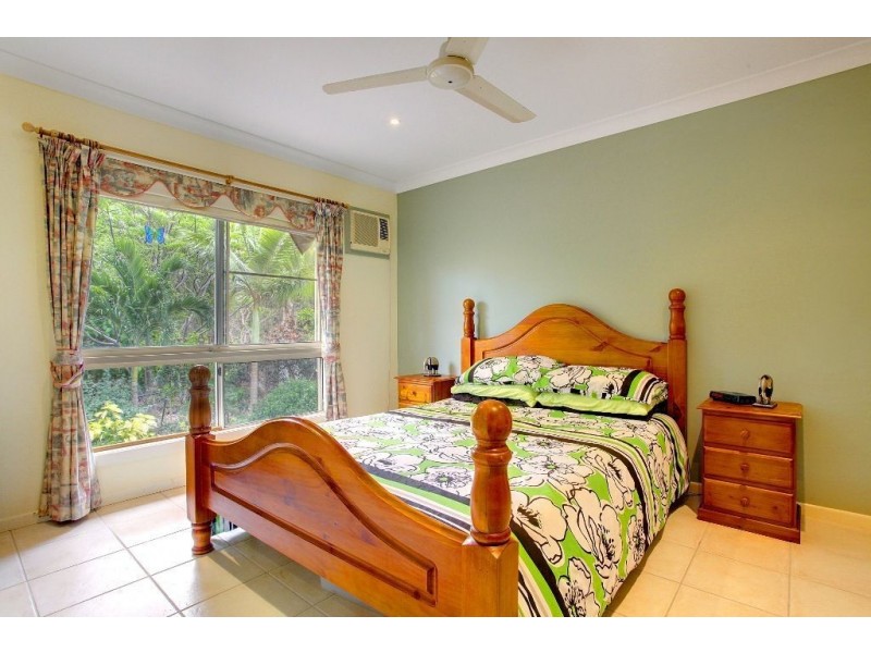 7 Almond Court, Bushland Beach QLD 4818