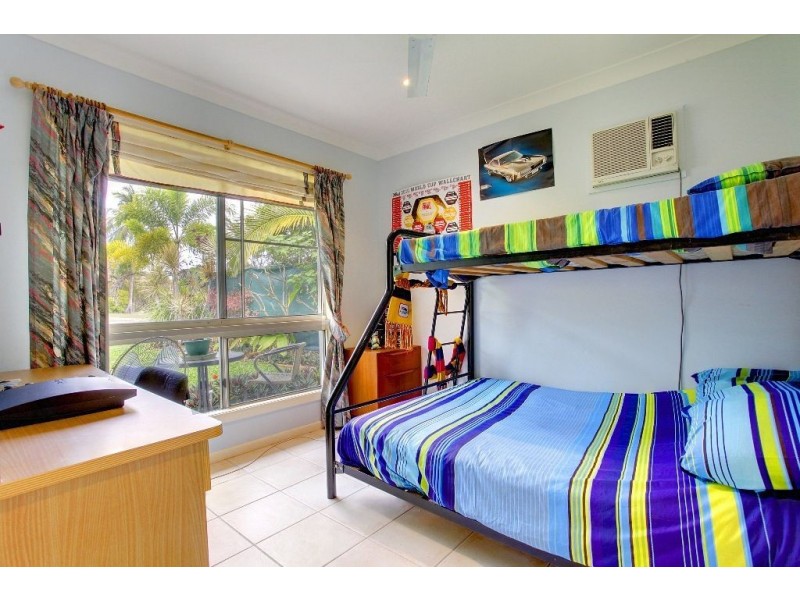 7 Almond Court, Bushland Beach QLD 4818