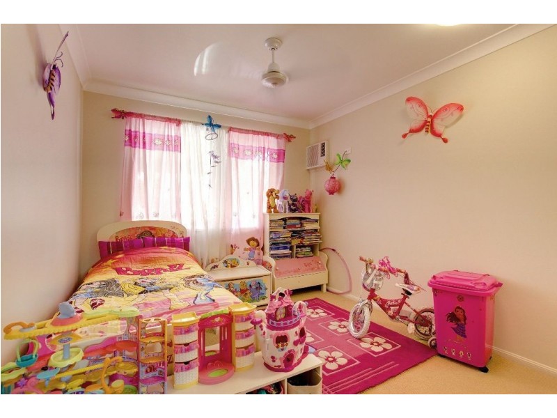 1 Mentmore Court, Bushland Beach QLD 4818