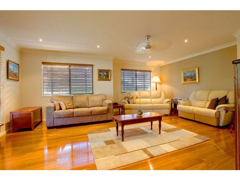 3 Coolan Court, Bushland Beach QLD 4818