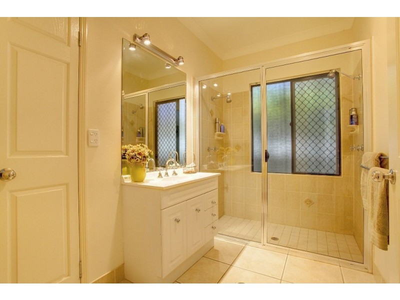 3 Coolan Court, Bushland Beach QLD 4818