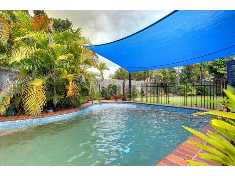 3 Sandalan Court, Bushland Beach QLD 4818
