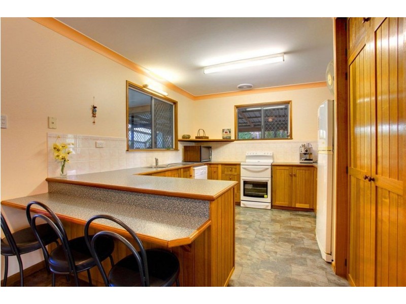 3 Sandalan Court, Bushland Beach QLD 4818