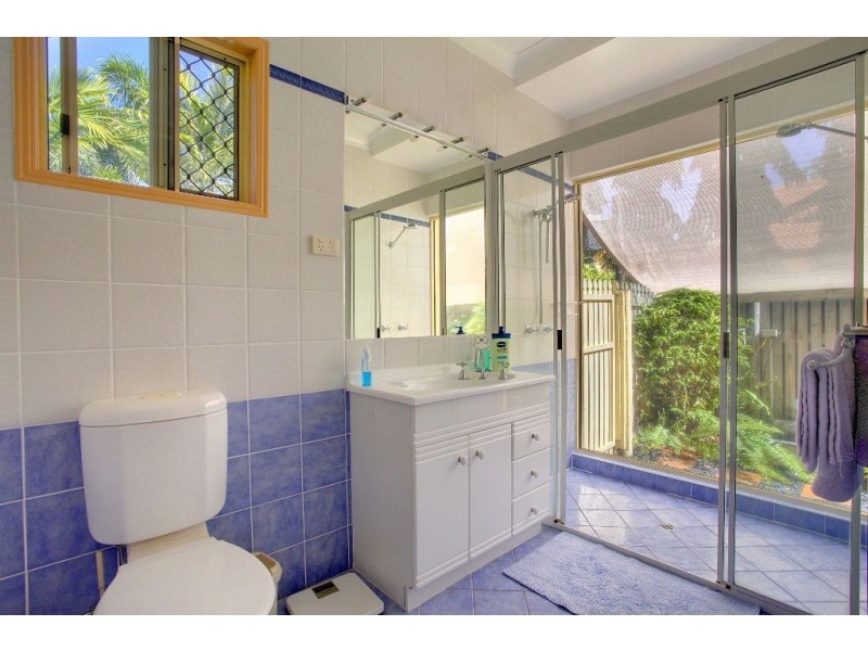 51 Waterview Drive, Bushland Beach QLD 4818