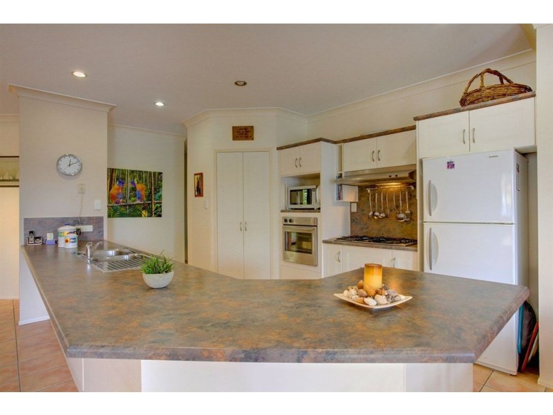 28 Pacific Avenue, Bushland Beach QLD 4818