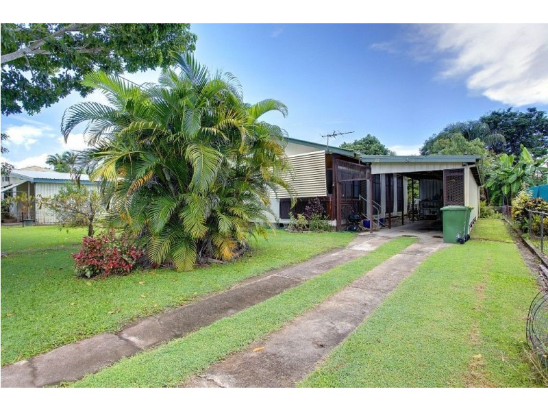 32 Kent Street, Gulliver QLD 4812