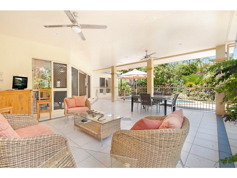 51 Waterview Drive, Bushland Beach QLD 4818