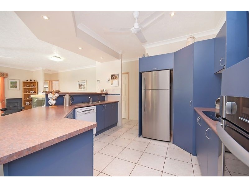 51 Waterview Drive, Bushland Beach QLD 4818