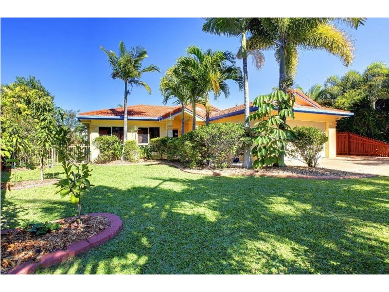 51 Waterview Drive, Bushland Beach QLD 4818