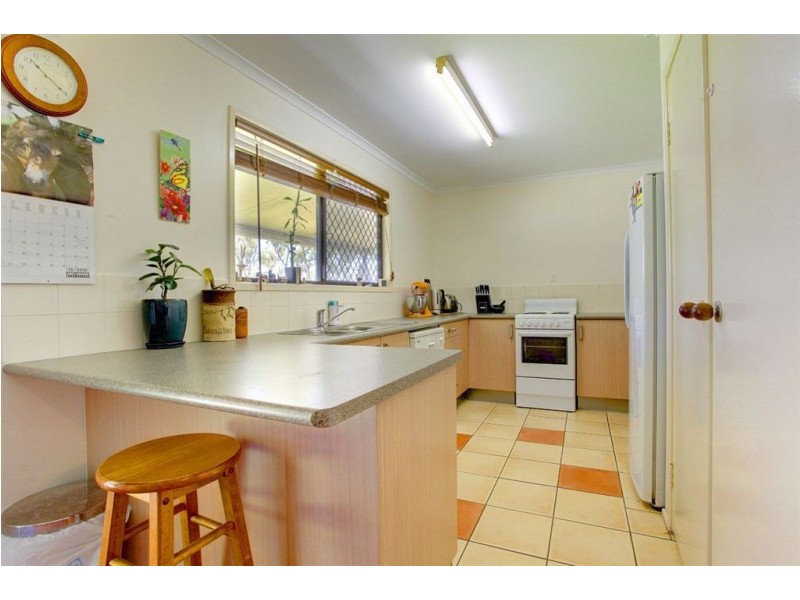 33 Thunderbolt Drive, Oak Valley QLD 4811