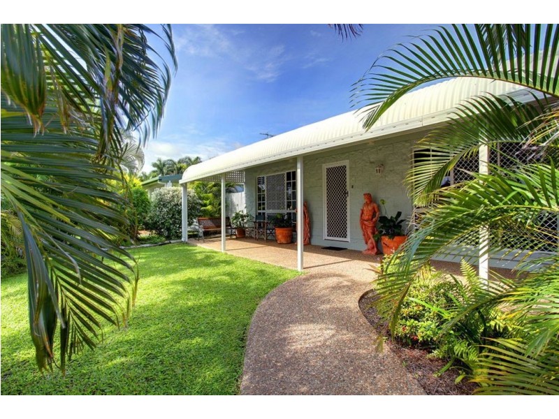 4 Whitsunday Drive, Kirwan QLD 4817