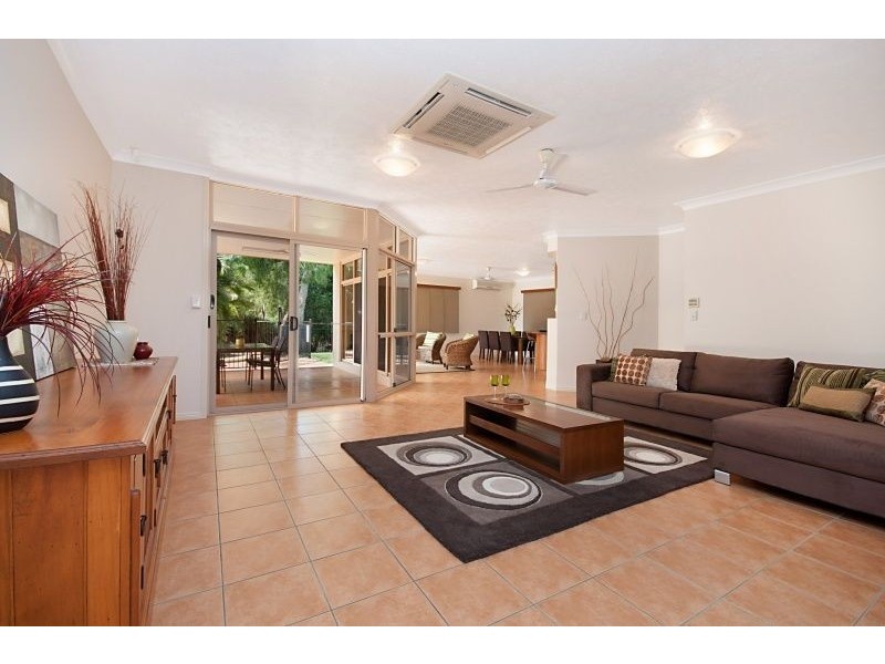 38 Pacific Avenue, Bushland Beach QLD 4818