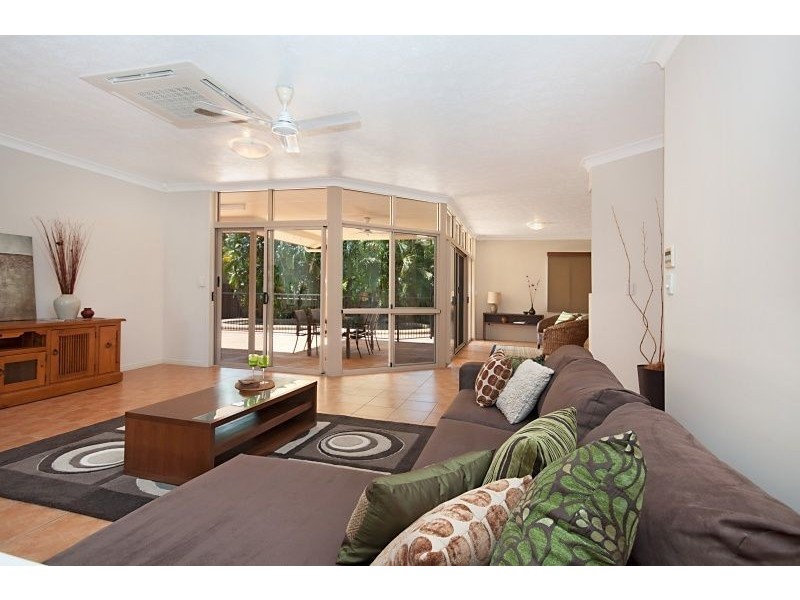 38 Pacific Avenue, Bushland Beach QLD 4818