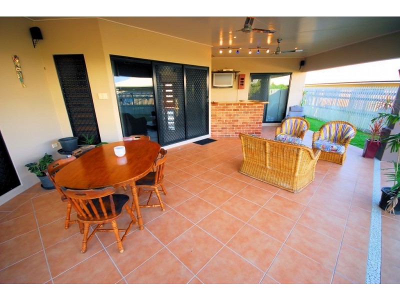 10 Kiandra Place, Mount Louisa QLD 4814