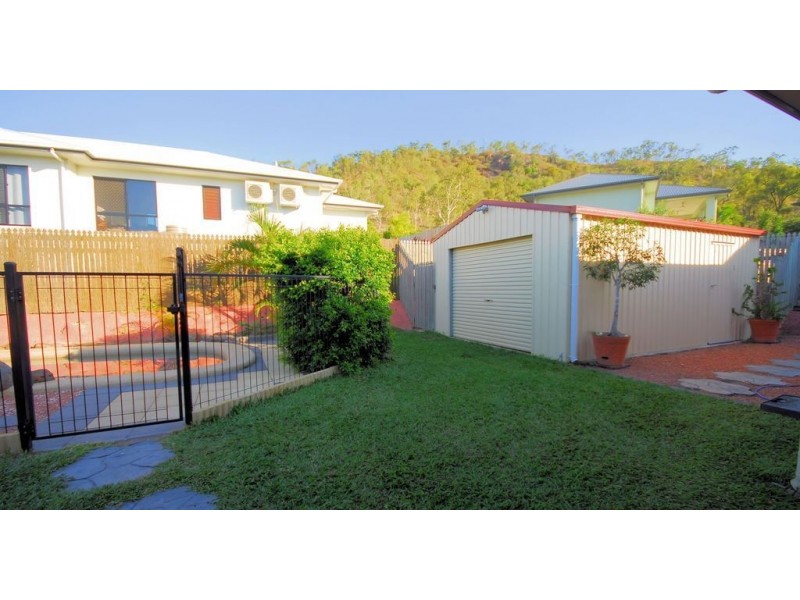 10 Kiandra Place, Mount Louisa QLD 4814