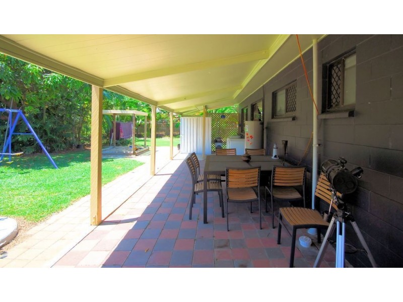 10 Armidale Avenue, Balgal Beach QLD 4816