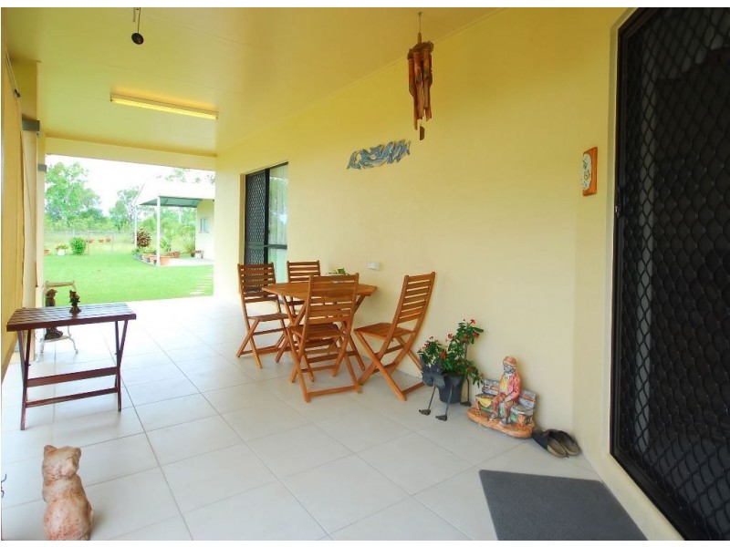 6 Medinah Court, Balgal Beach QLD 4816