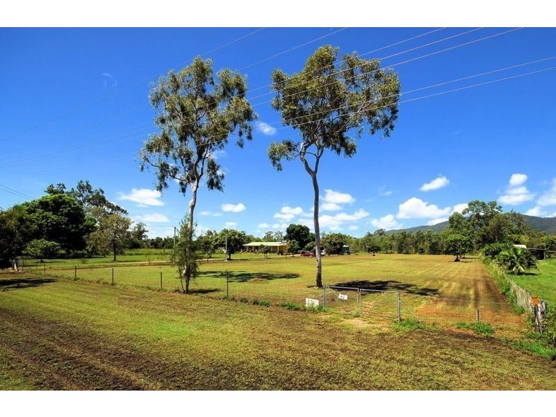 92 Mystic Avenue, Balgal Beach QLD 4816