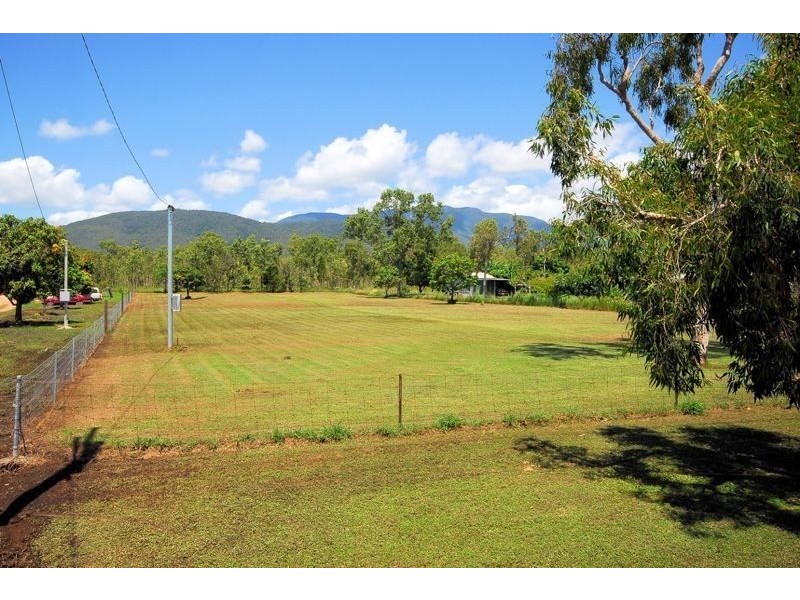 92 Mystic Avenue, Balgal Beach QLD 4816