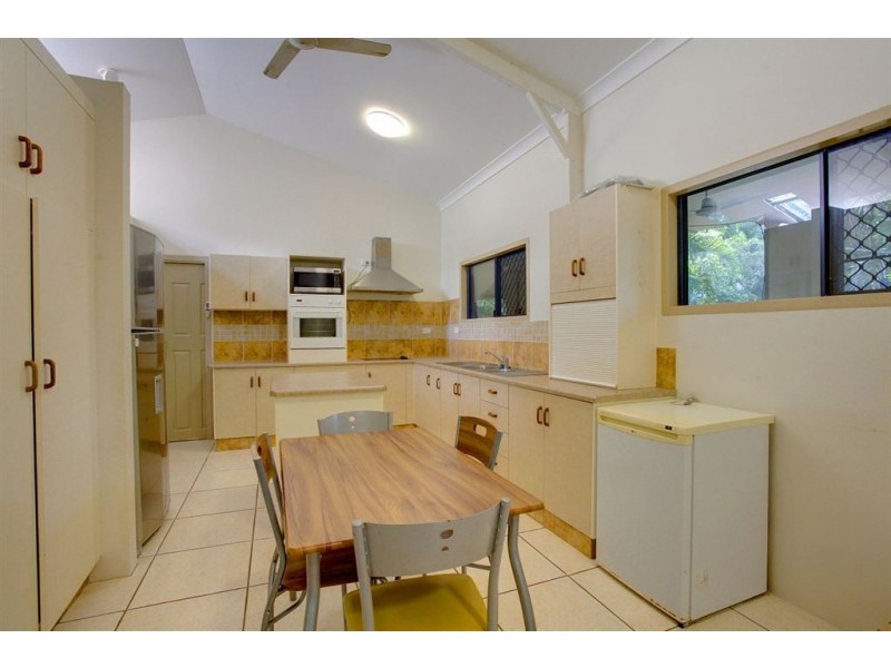 4 Lady Elliot Court, Toomulla QLD 4816