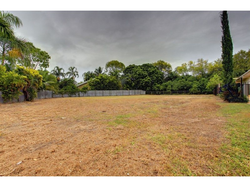 58 Livistonia Close, Bushland Beach QLD 4818